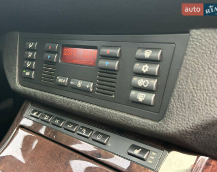 Черный БМВ Х5, объемом двигателя 4.4 л и пробегом 265 тыс. км за 10000 $, фото 20 на Automoto.ua