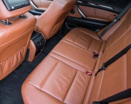 Чорний БМВ Х5, об'ємом двигуна 3 л та пробігом 248 тис. км за 4000 $, фото 4 на Automoto.ua