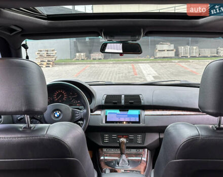 Черный БМВ Х5, объемом двигателя 4.4 л и пробегом 265 тыс. км за 10000 $, фото 30 на Automoto.ua
