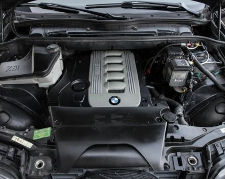 Чорний БМВ Х5, об'ємом двигуна 3 л та пробігом 248 тис. км за 4000 $, фото 1 на Automoto.ua