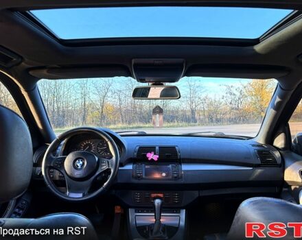 Черный БМВ Х5, объемом двигателя 3 л и пробегом 360 тыс. км за 12750 $, фото 9 на Automoto.ua