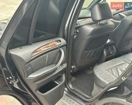 Черный БМВ Х5, объемом двигателя 4.4 л и пробегом 265 тыс. км за 10000 $, фото 37 на Automoto.ua