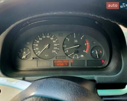 Чорний БМВ Х5, об'ємом двигуна 3 л та пробігом 241 тис. км за 11000 $, фото 3 на Automoto.ua