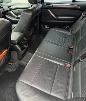 Черный БМВ Х5, объемом двигателя 3 л и пробегом 350 тыс. км за 4500 $, фото 7 на Automoto.ua