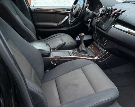 Черный БМВ Х5, объемом двигателя 3 л и пробегом 426 тыс. км за 6000 $, фото 9 на Automoto.ua