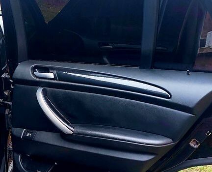 Черный БМВ Х5, объемом двигателя 3 л и пробегом 260 тыс. км за 9600 $, фото 7 на Automoto.ua