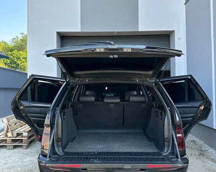 Черный БМВ Х5, объемом двигателя 3 л и пробегом 140 тыс. км за 10500 $, фото 7 на Automoto.ua