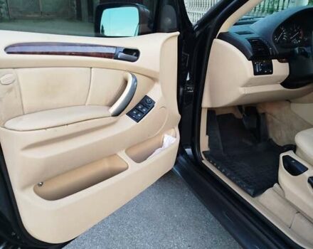 Черный БМВ Х5, объемом двигателя 2.99 л и пробегом 393 тыс. км за 11800 $, фото 12 на Automoto.ua