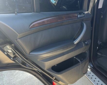 Черный БМВ Х5, объемом двигателя 3 л и пробегом 285 тыс. км за 10000 $, фото 7 на Automoto.ua