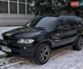 Черный БМВ Х5, объемом двигателя 4.4 л и пробегом 265 тыс. км за 10000 $, фото 1 на Automoto.ua