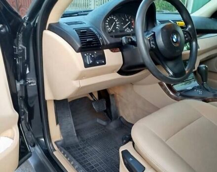 Черный БМВ Х5, объемом двигателя 2.99 л и пробегом 393 тыс. км за 11800 $, фото 4 на Automoto.ua