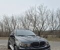 Черный БМВ Х5, объемом двигателя 3 л и пробегом 400 тыс. км за 6000 $, фото 3 на Automoto.ua
