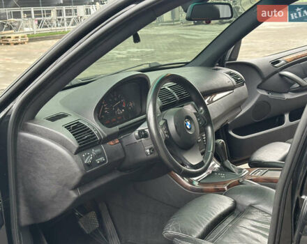 Черный БМВ Х5, объемом двигателя 4.4 л и пробегом 265 тыс. км за 10000 $, фото 25 на Automoto.ua