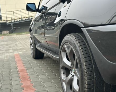 Черный БМВ Х5, объемом двигателя 4.4 л и пробегом 265 тыс. км за 11500 $, фото 3 на Automoto.ua