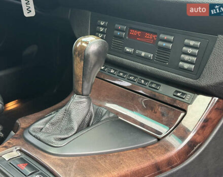 Черный БМВ Х5, объемом двигателя 4.4 л и пробегом 265 тыс. км за 10000 $, фото 19 на Automoto.ua