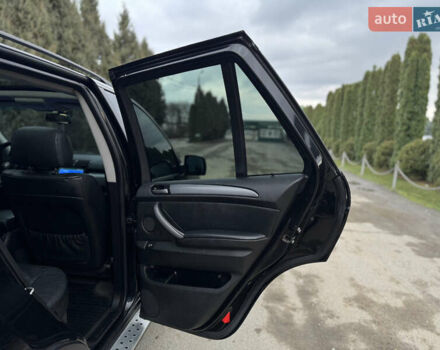 Черный БМВ Х5, объемом двигателя 3 л и пробегом 340 тыс. км за 10850 $, фото 16 на Automoto.ua