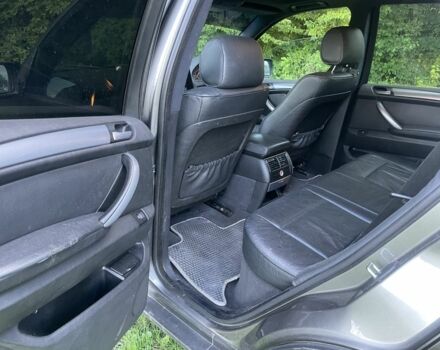 Чорний БМВ Х5, об'ємом двигуна 3 л та пробігом 270 тис. км за 4700 $, фото 8 на Automoto.ua