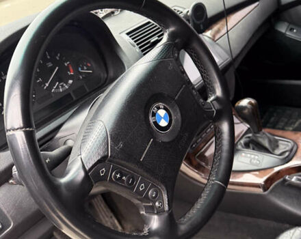 Черный БМВ Х5, объемом двигателя 4.4 л и пробегом 375 тыс. км за 10300 $, фото 10 на Automoto.ua