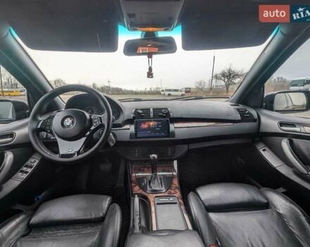 Черный БМВ Х5, объемом двигателя 2.99 л и пробегом 349 тыс. км за 12400 $, фото 12 на Automoto.ua