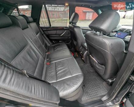 Черный БМВ Х5, объемом двигателя 2.99 л и пробегом 349 тыс. км за 12400 $, фото 21 на Automoto.ua