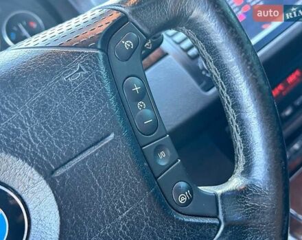 Черный БМВ Х5, объемом двигателя 4.4 л и пробегом 311 тыс. км за 9500 $, фото 18 на Automoto.ua