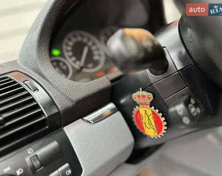 Чорний БМВ Х5, об'ємом двигуна 3 л та пробігом 304 тис. км за 10350 $, фото 44 на Automoto.ua