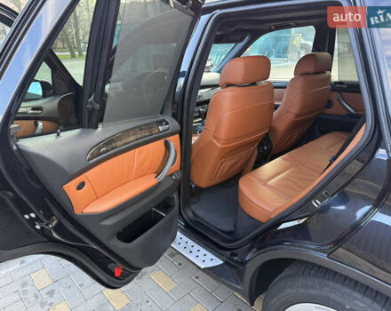 Черный БМВ Х5, объемом двигателя 3 л и пробегом 342 тыс. км за 13500 $, фото 13 на Automoto.ua