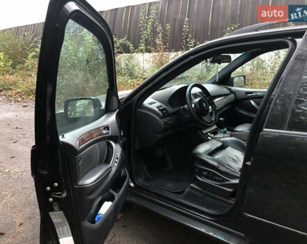Черный БМВ Х5, объемом двигателя 4.4 л и пробегом 265 тыс. км за 9100 $, фото 8 на Automoto.ua