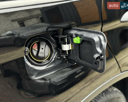 Черный БМВ Х5, объемом двигателя 3 л и пробегом 263 тыс. км за 12999 $, фото 52 на Automoto.ua