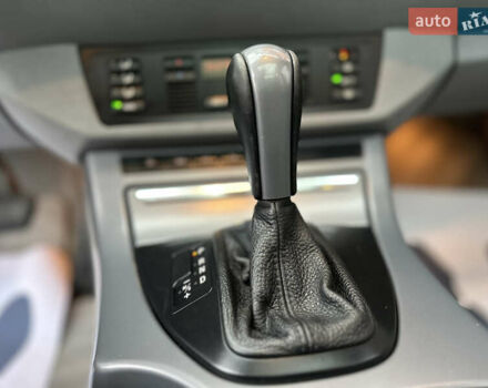 Чорний БМВ Х5, об'ємом двигуна 3 л та пробігом 304 тис. км за 10350 $, фото 53 на Automoto.ua