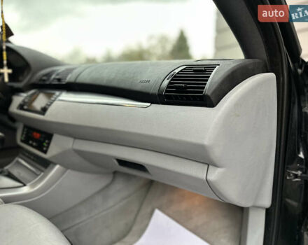 Чорний БМВ Х5, об'ємом двигуна 3 л та пробігом 304 тис. км за 10350 $, фото 58 на Automoto.ua