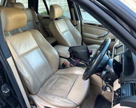 Черный БМВ Х5, объемом двигателя 3 л и пробегом 142 тыс. км за 4400 $, фото 9 на Automoto.ua