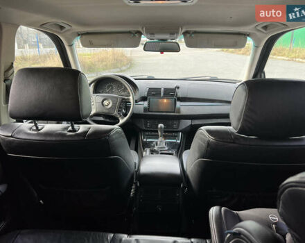 Чорний БМВ Х5, об'ємом двигуна 3 л та пробігом 300 тис. км за 4999 $, фото 17 на Automoto.ua