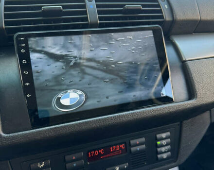 Чорний БМВ Х5, об'ємом двигуна 3 л та пробігом 320 тис. км за 12999 $, фото 2 на Automoto.ua