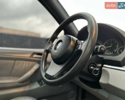 Чорний БМВ Х5, об'ємом двигуна 3 л та пробігом 304 тис. км за 10350 $, фото 66 на Automoto.ua