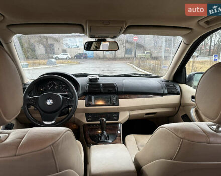 Чорний БМВ Х5, об'ємом двигуна 3 л та пробігом 320 тис. км за 5999 $, фото 10 на Automoto.ua