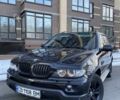 Черный БМВ Х5, объемом двигателя 4.4 л и пробегом 319 тыс. км за 9200 $, фото 1 на Automoto.ua