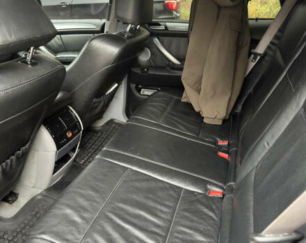 Черный БМВ Х5, объемом двигателя 3 л и пробегом 342 тыс. км за 11800 $, фото 12 на Automoto.ua