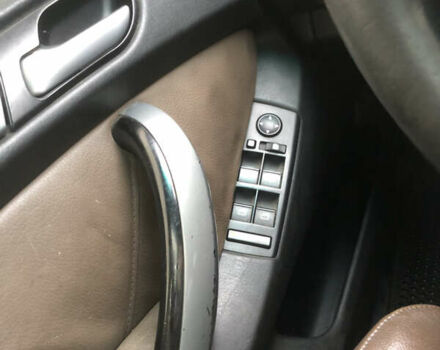 Черный БМВ Х5, объемом двигателя 3 л и пробегом 371 тыс. км за 10500 $, фото 6 на Automoto.ua