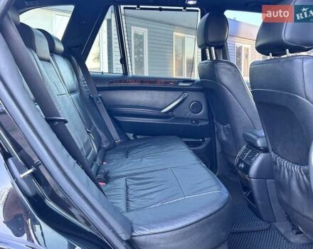 Черный БМВ Х5, объемом двигателя 4.4 л и пробегом 311 тыс. км за 9500 $, фото 30 на Automoto.ua