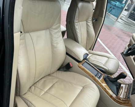 Чорний БМВ Х5, об'ємом двигуна 4.4 л та пробігом 226 тис. км за 11500 $, фото 13 на Automoto.ua