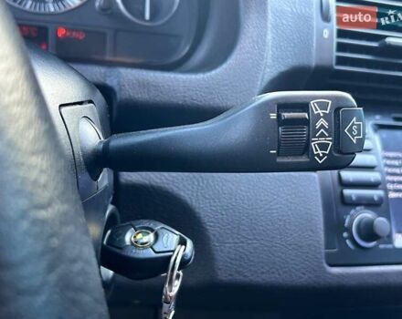 Черный БМВ Х5, объемом двигателя 4.4 л и пробегом 311 тыс. км за 9500 $, фото 21 на Automoto.ua