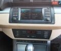 Черный БМВ Х5, объемом двигателя 3 л и пробегом 462 тыс. км за 12900 $, фото 95 на Automoto.ua