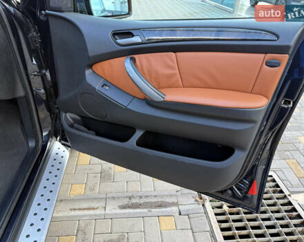 Черный БМВ Х5, объемом двигателя 3 л и пробегом 342 тыс. км за 13500 $, фото 17 на Automoto.ua