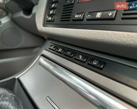 Чорний БМВ Х5, об'ємом двигуна 3 л та пробігом 304 тис. км за 10350 $, фото 65 на Automoto.ua