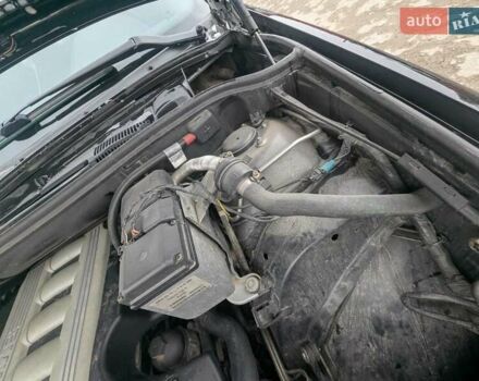 Черный БМВ Х5, объемом двигателя 2.99 л и пробегом 349 тыс. км за 12400 $, фото 35 на Automoto.ua