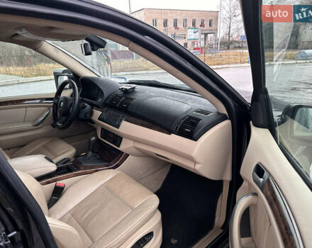 Чорний БМВ Х5, об'ємом двигуна 3 л та пробігом 320 тис. км за 5999 $, фото 14 на Automoto.ua