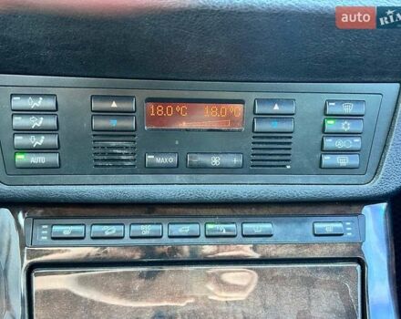 Черный БМВ Х5, объемом двигателя 4.4 л и пробегом 311 тыс. км за 9500 $, фото 26 на Automoto.ua