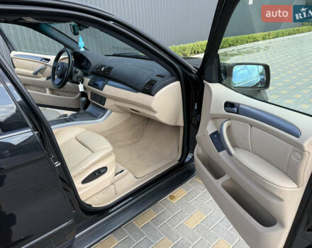 Черный БМВ Х5, объемом двигателя 2.99 л и пробегом 289 тыс. км за 13200 $, фото 12 на Automoto.ua