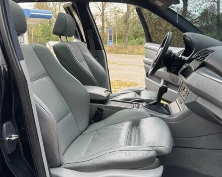 Черный БМВ Х5, объемом двигателя 3 л и пробегом 350 тыс. км за 11500 $, фото 16 на Automoto.ua